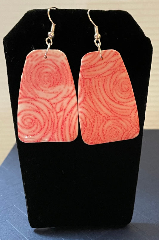 Red roses on white earrings