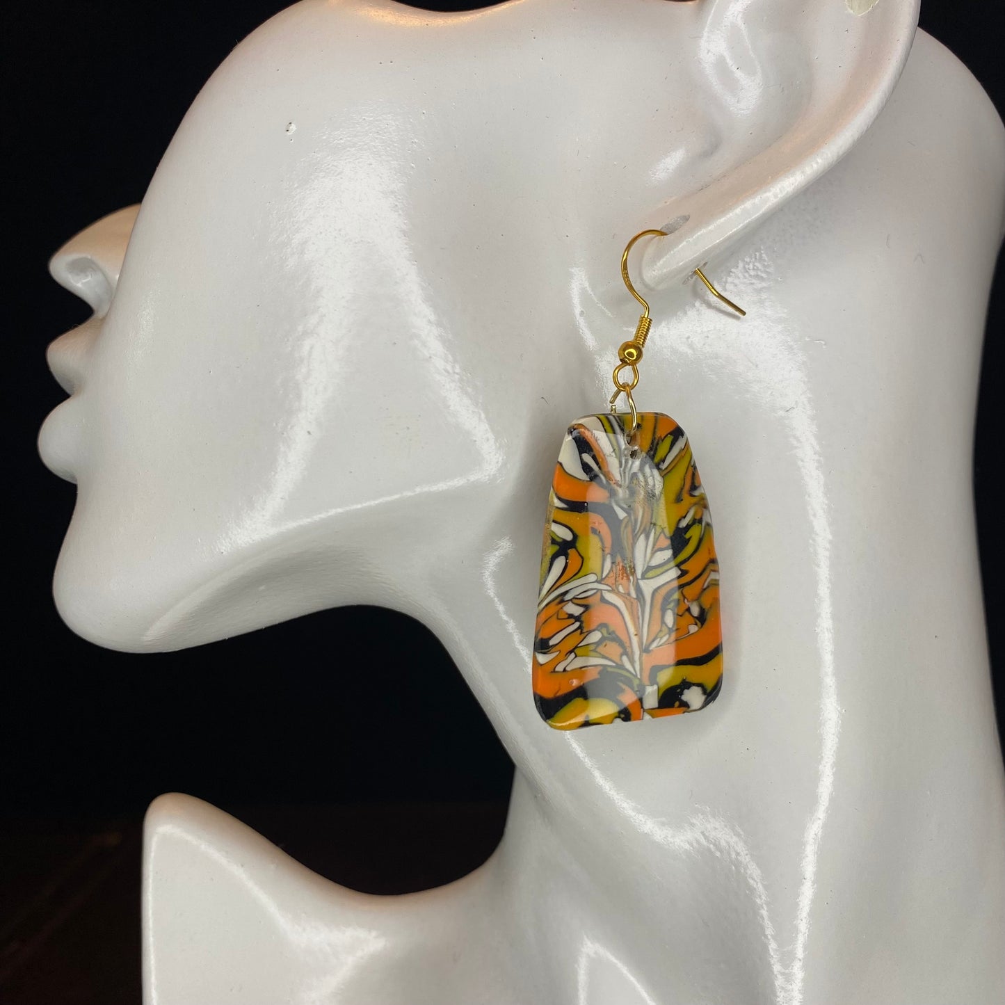 Cat’s Eyes Orange and Black Earrings